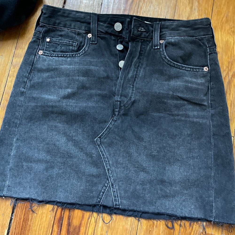 H&M Black Denim Skirt